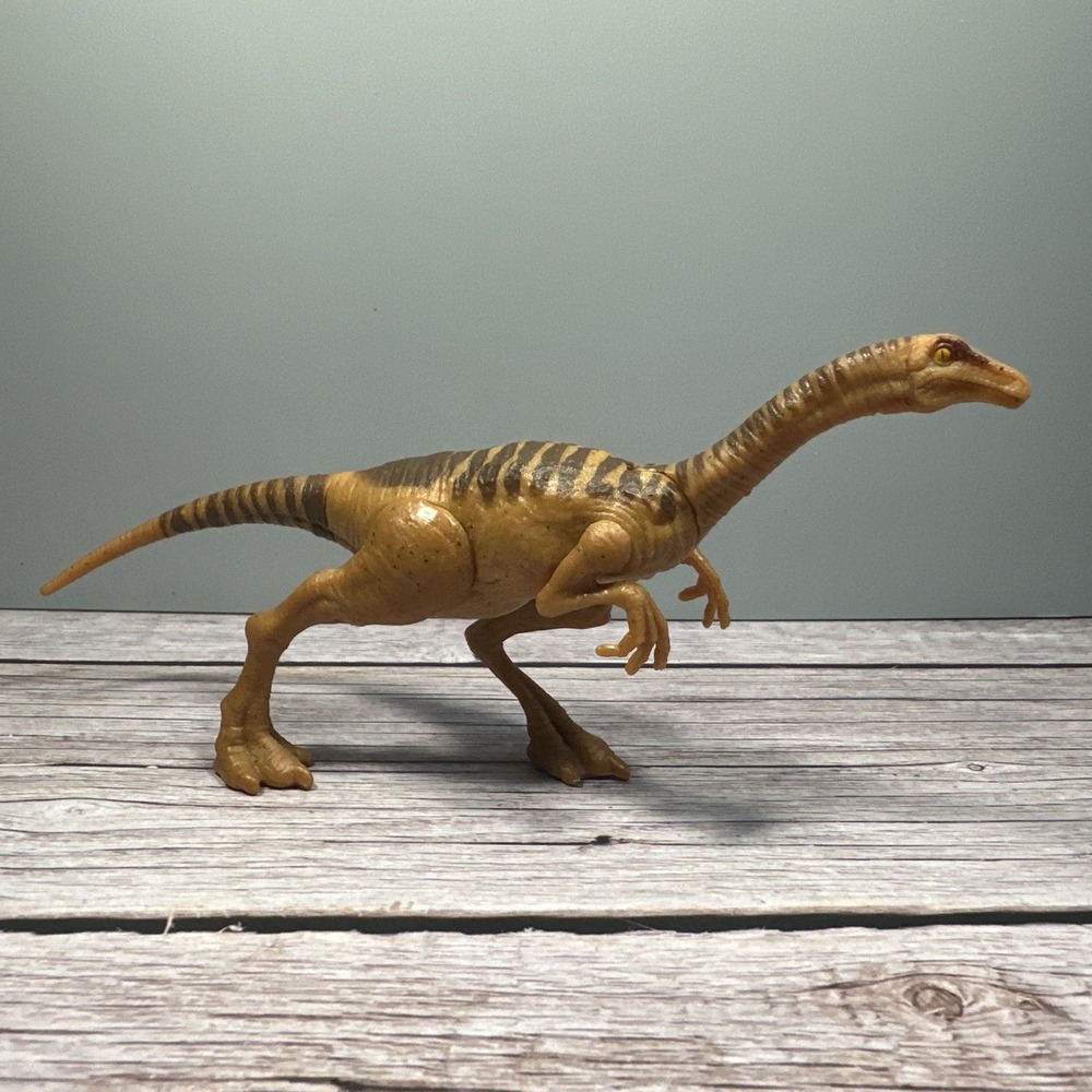 Jurassic World Park Gallimimus Dinosaur Figure Brown